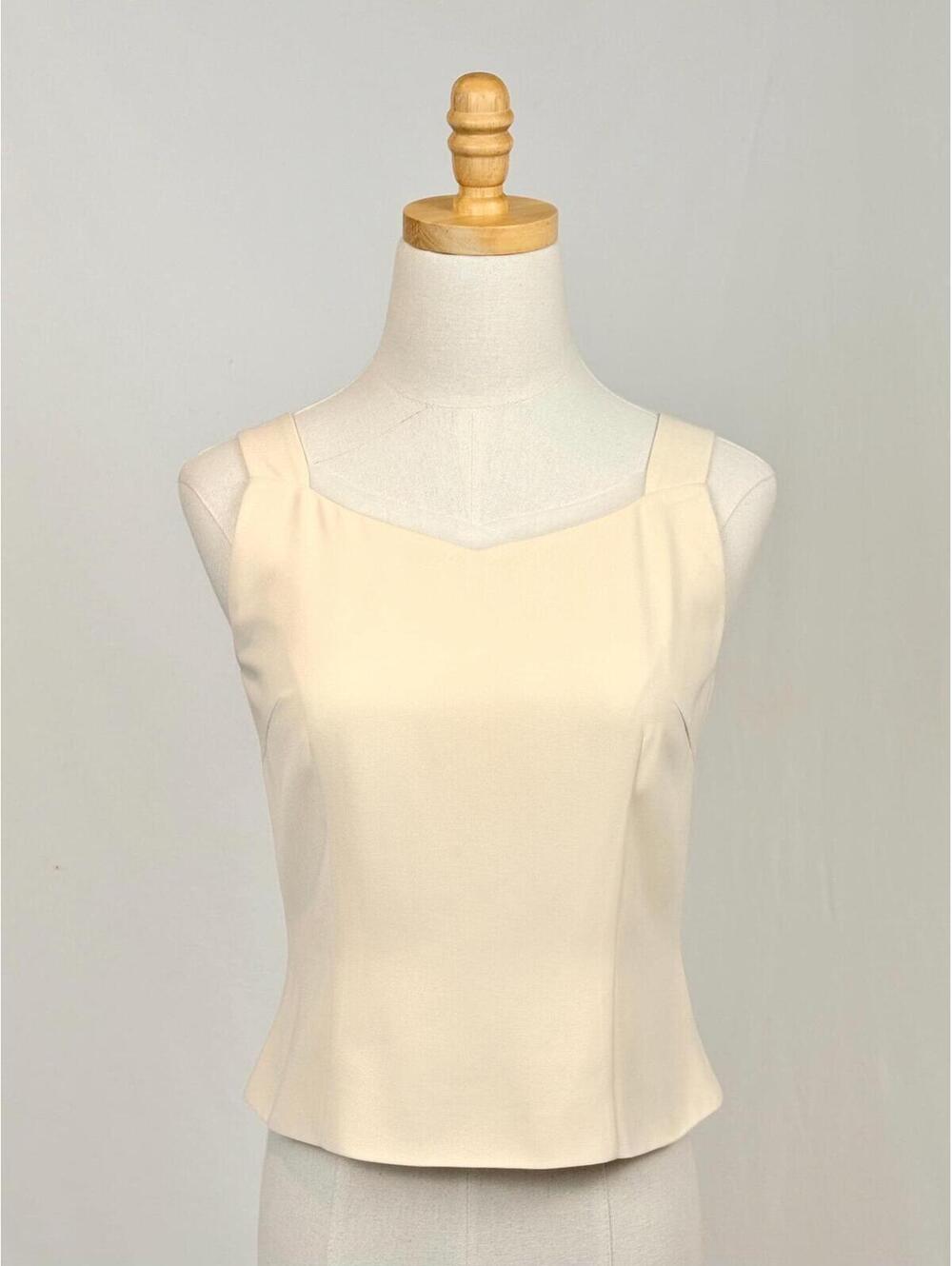 Vintage 90s Buttercream Chic Minimalist Sleeveless Blouse Dressy Tank Top Small
